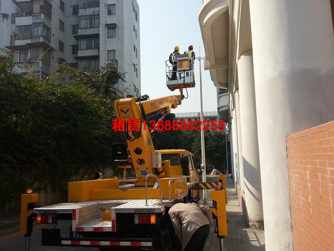 24米高空作業(yè)車(chē)在維修監(jiān)控